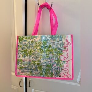 New Lilly Pulitzer West Palm Beach Tote Reusable Shopping Bag Sz 15” x 11” x 7”